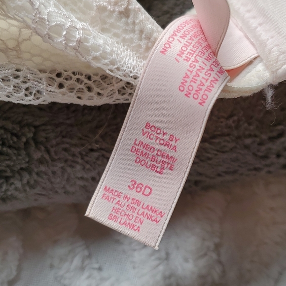 Bra - Picture 3 of 4